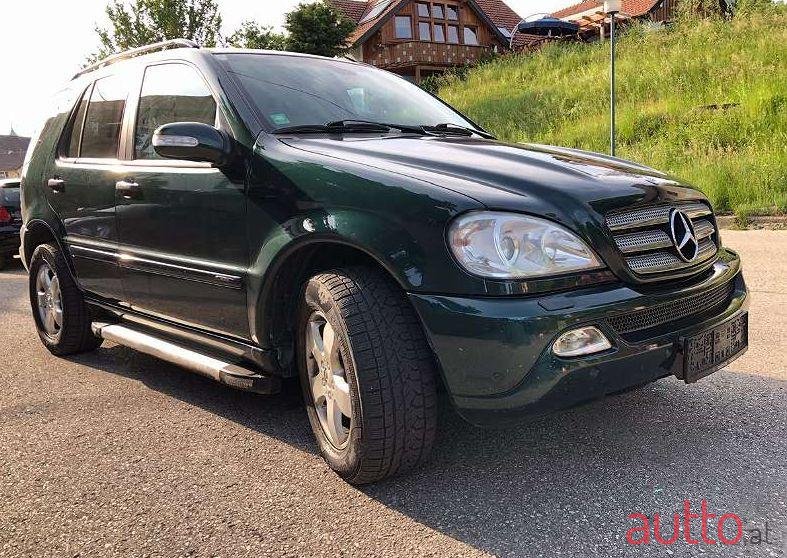 2004' Mercedes-Benz M-Klasse photo #1