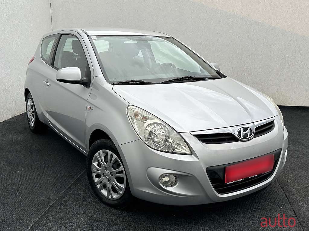 2009' Hyundai i20 photo #1