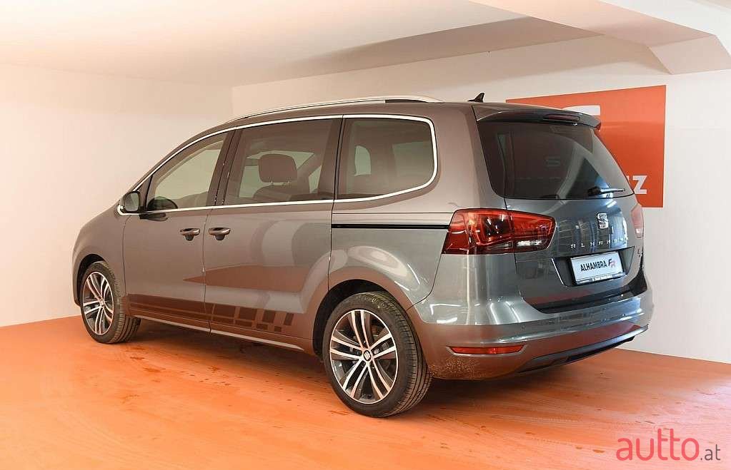 2020' SEAT Alhambra photo #3