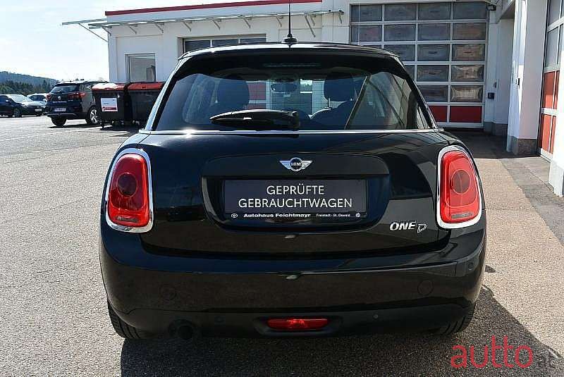 2017' MINI Mini photo #4