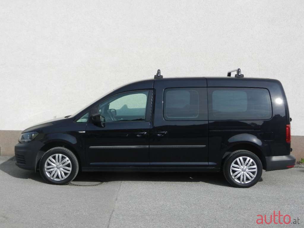 2017' Volkswagen Caddy photo #2