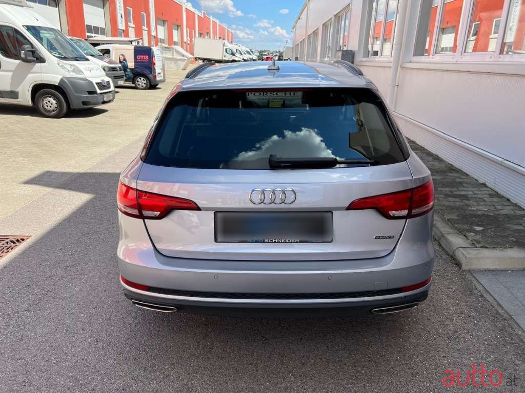 2019' Audi A4 photo #5