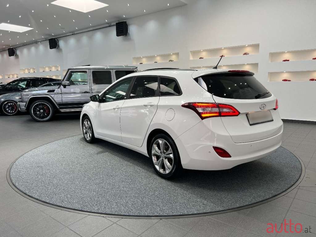 2014' Hyundai i30 photo #5