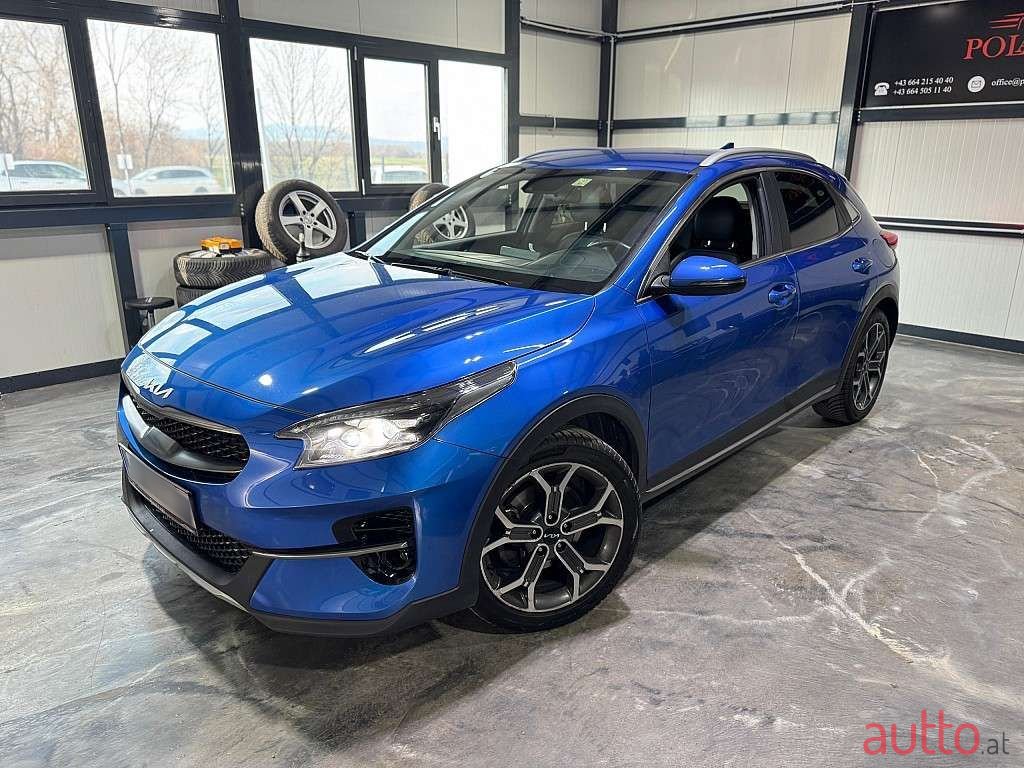 2022' Kia XCeed photo #1