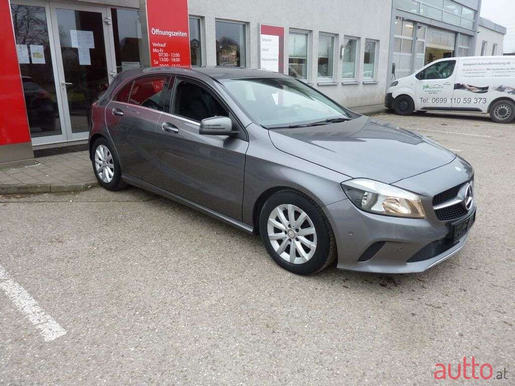 2017' Mercedes-Benz A-Klasse photo #5