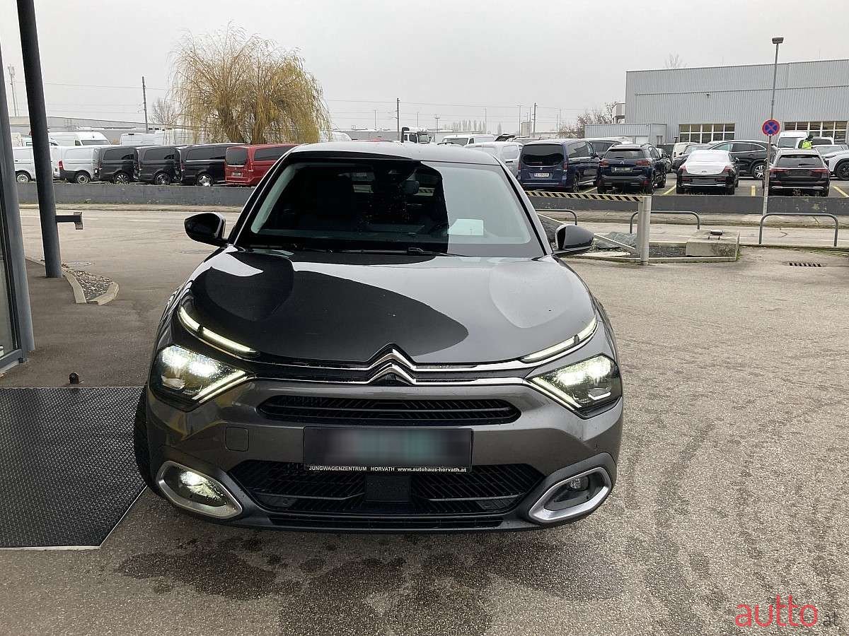 2024' Citroen C4 photo #2