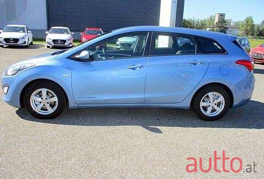 2013' Hyundai I30 photo #1