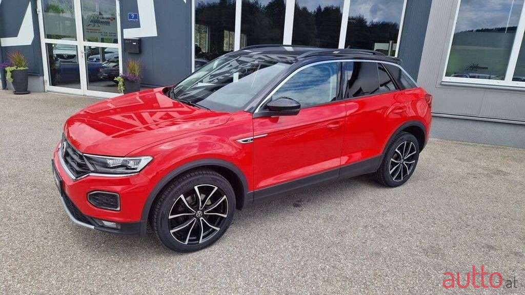2019' Volkswagen T-Roc photo #4