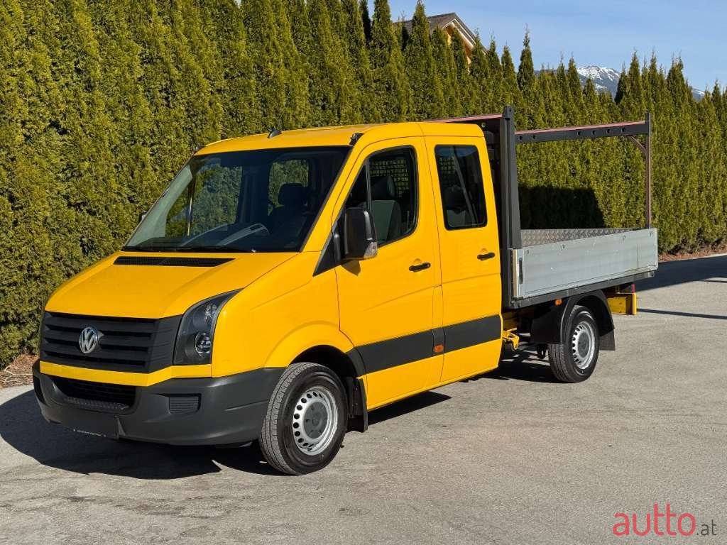 2015' Volkswagen Crafter 30 photo #1