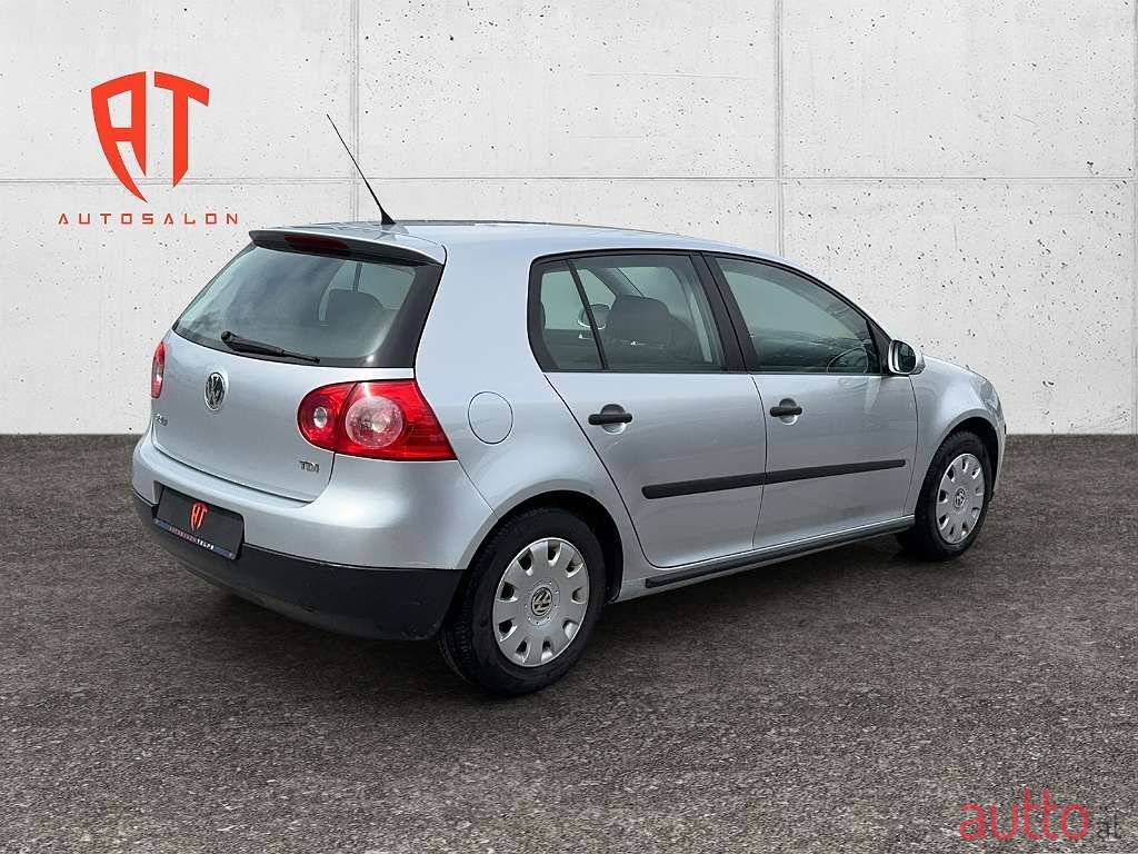 2006' Volkswagen Golf photo #4