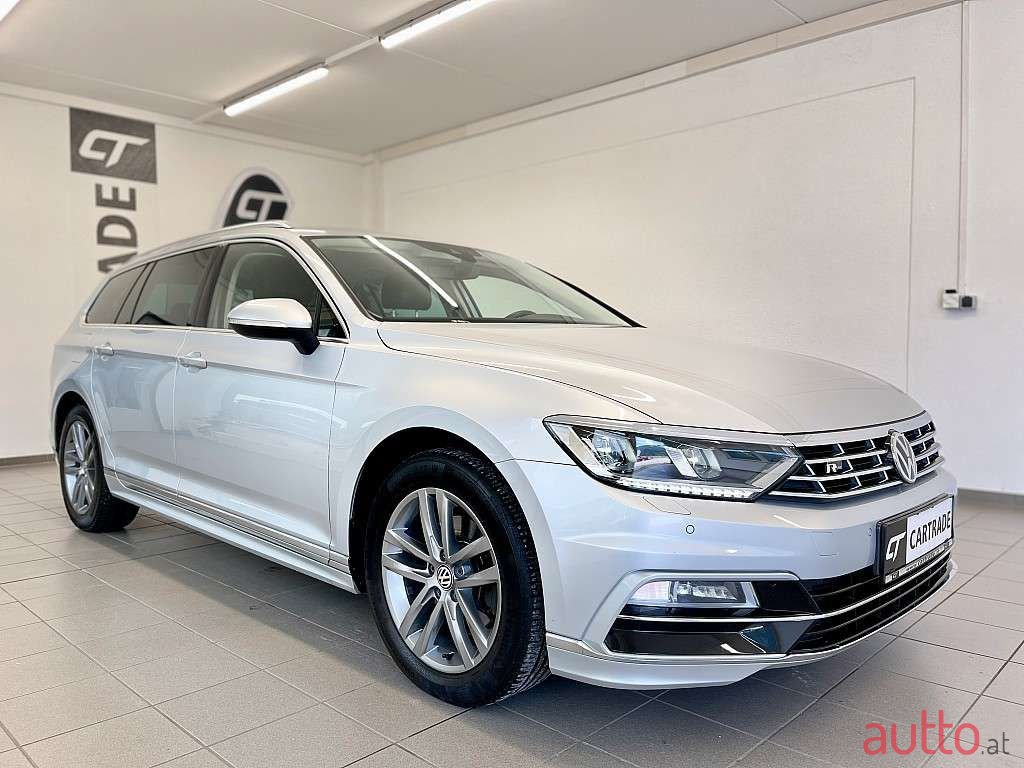 2019' Volkswagen Passat photo #6