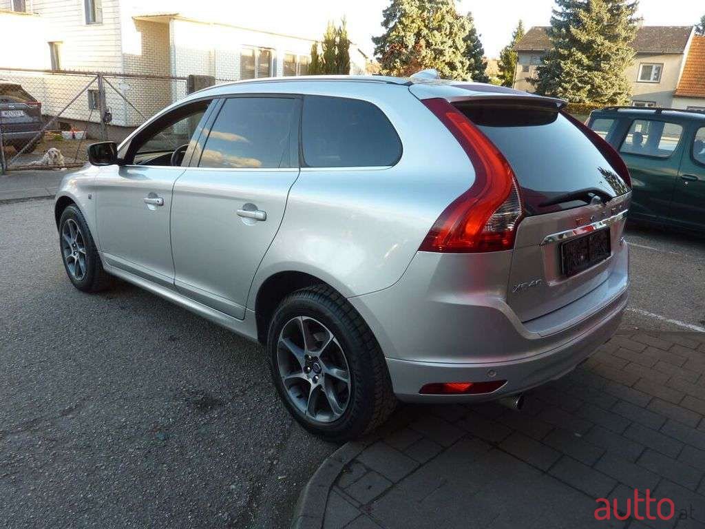 2016' Volvo XC60 photo #3