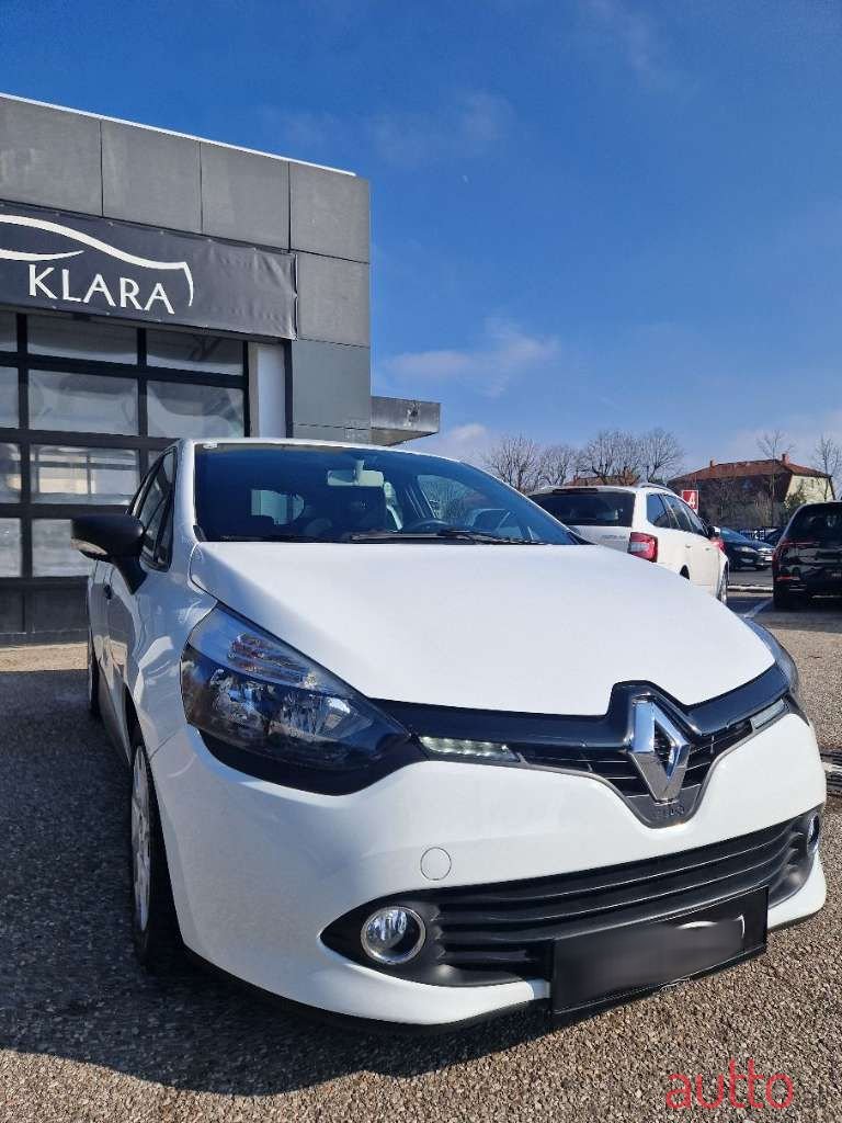 2013' Renault Clio photo #3