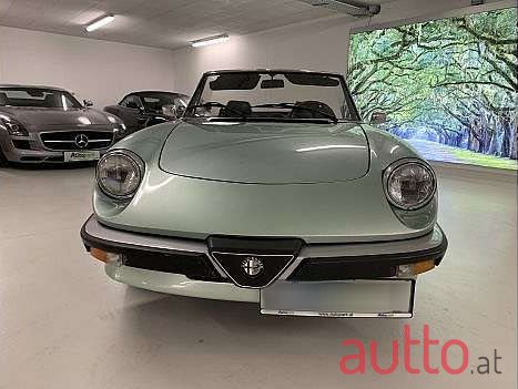 1985' Alfa Romeo Spider photo #2