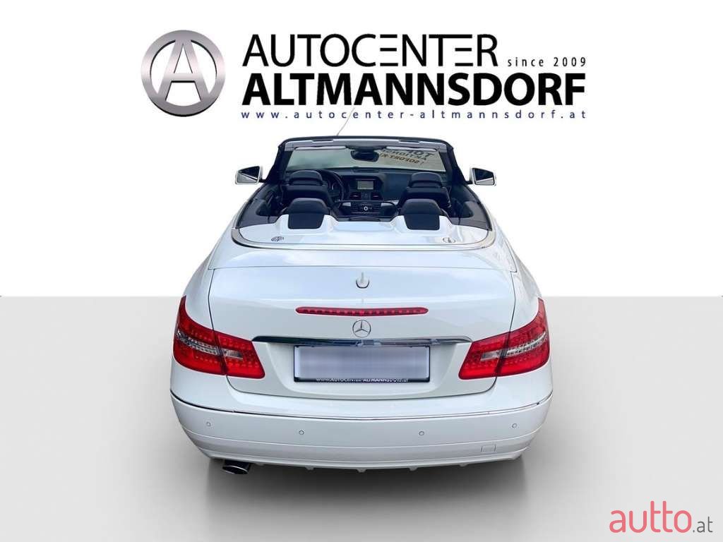 2011' Mercedes-Benz E-Klasse photo #5