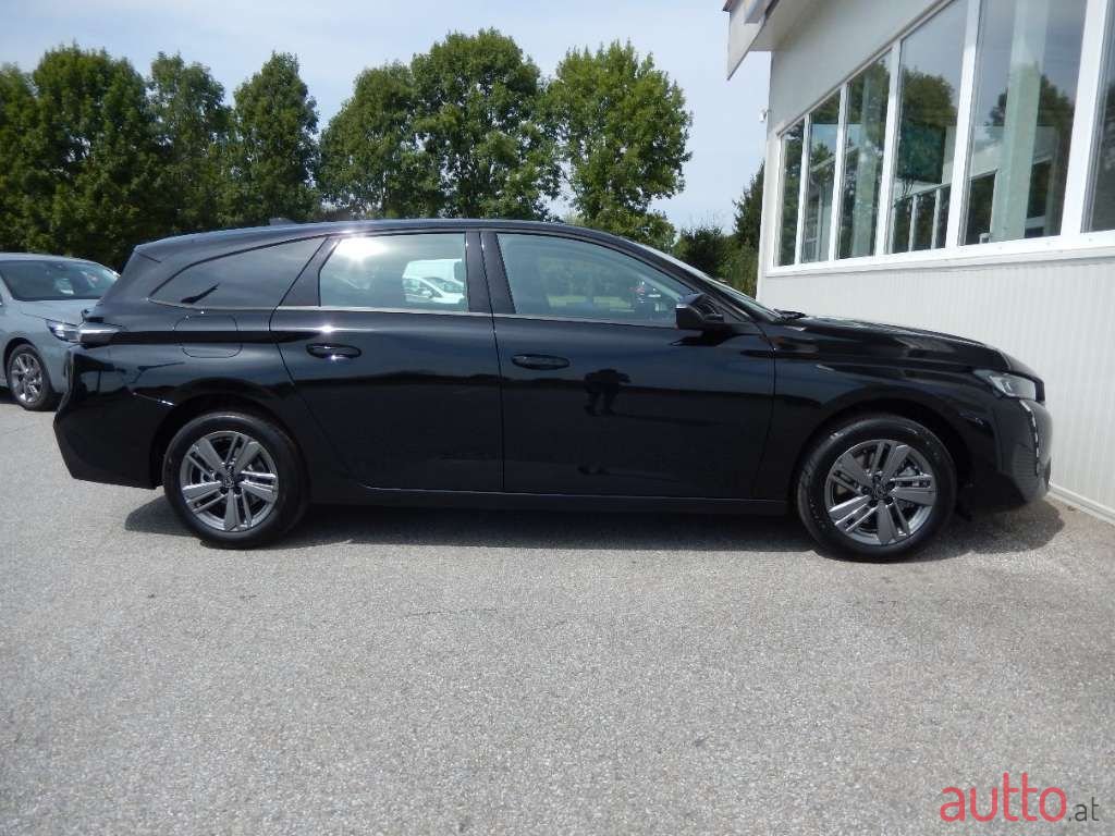 2024' Peugeot 308 photo #5