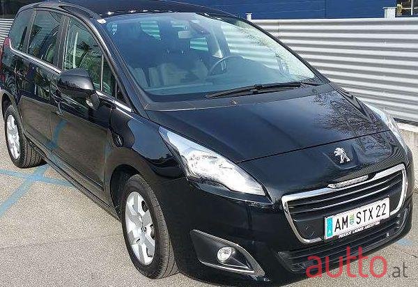 2015' Peugeot 5008 photo #1