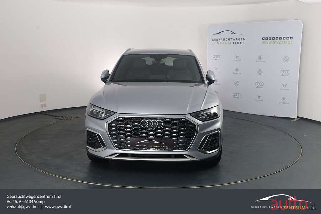 2021' Audi Q5 photo #2