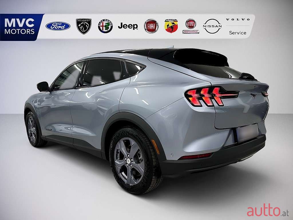 2022' Ford Mustang Mach-E photo #3