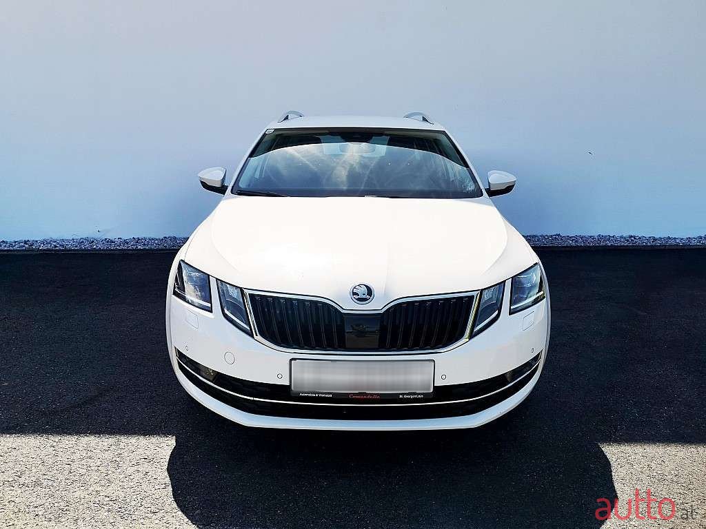 2018' Skoda Octavia photo #2
