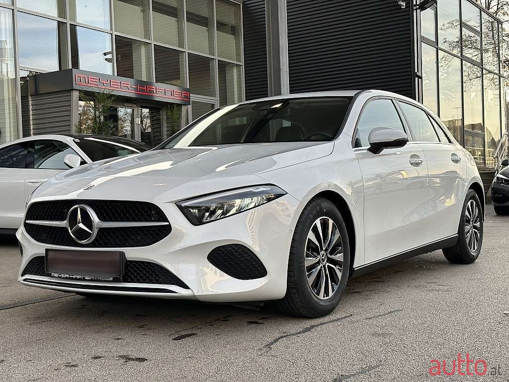 2023' Mercedes-Benz A-Klasse photo #2