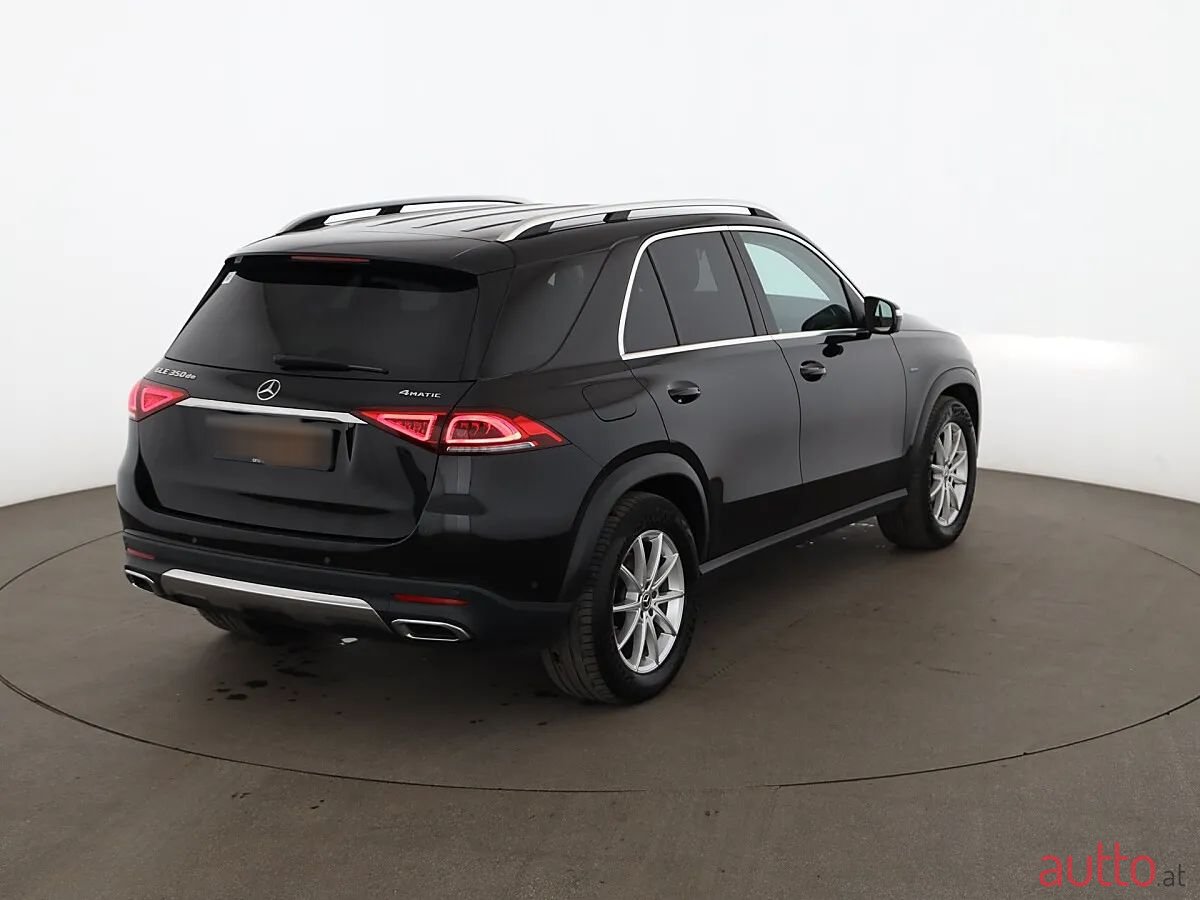 2021' Mercedes-Benz Gle-Klasse photo #2