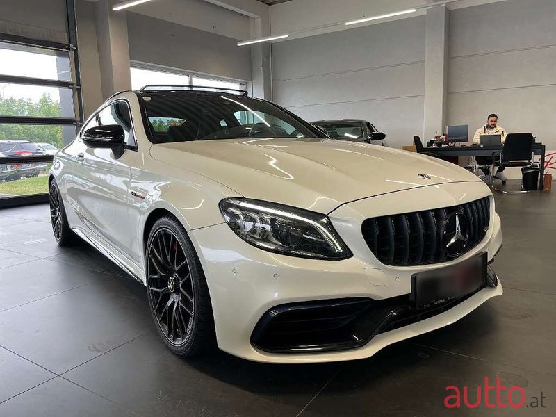 2018' Mercedes-Benz C-Klasse photo #3