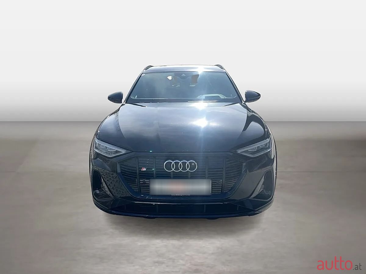 2020' Audi e-tron photo #5