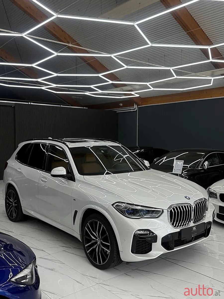 2019' BMW X5 photo #3