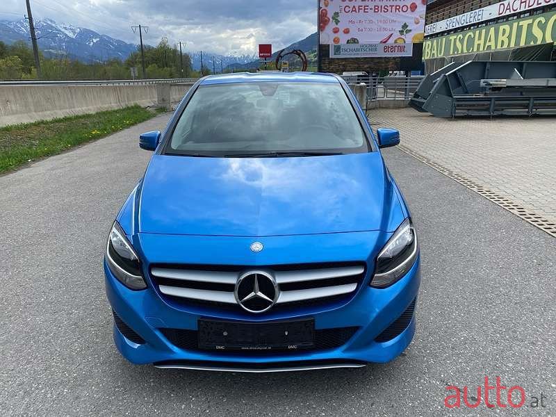 2017' Mercedes-Benz B-Klasse photo #4