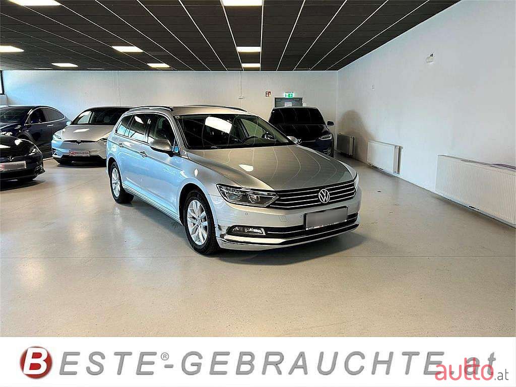 2019' Volkswagen Passat photo #1
