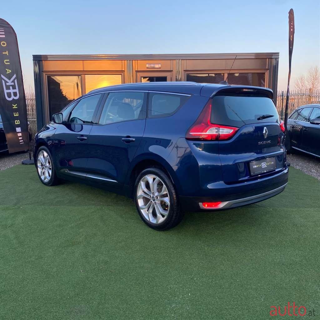 2017' Renault Scenic photo #3