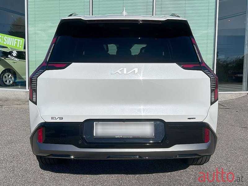 2023' Kia Ev9 photo #4