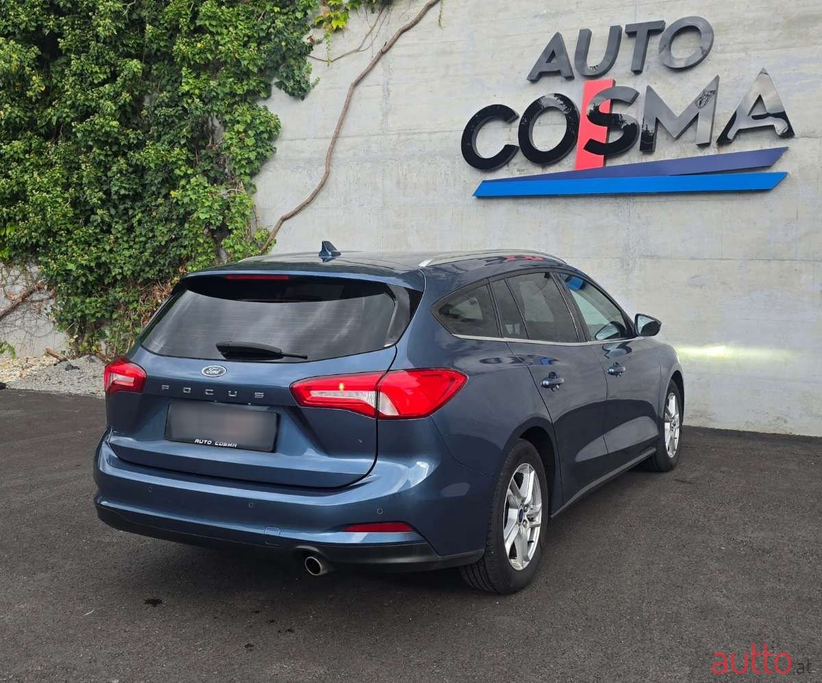 2020' Ford Focus photo #6