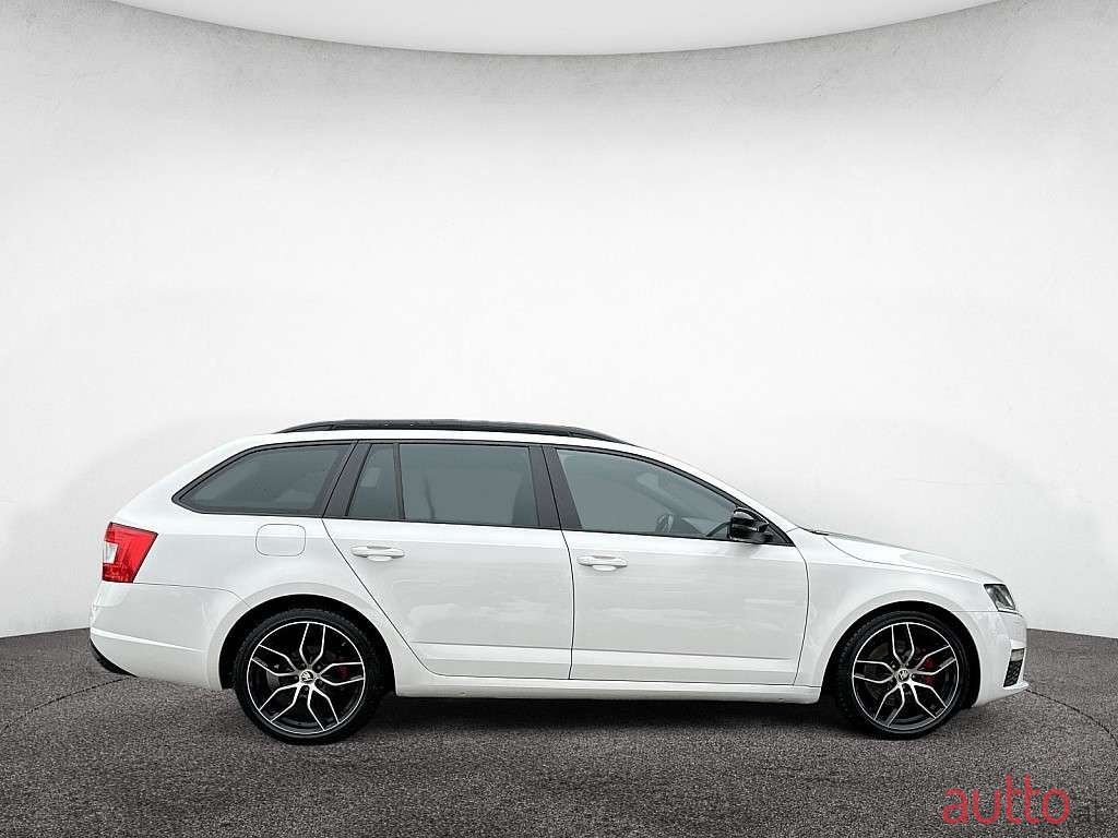 2016' Skoda Octavia photo #6