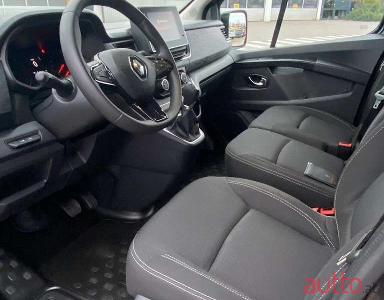 2023' Renault Trafic photo #6