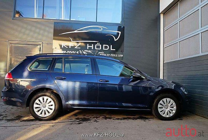 2015' Volkswagen Golf photo #1