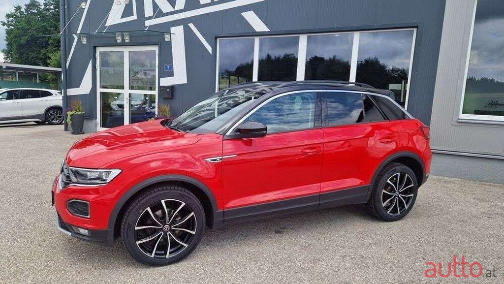 2019' Volkswagen T-Roc photo #5