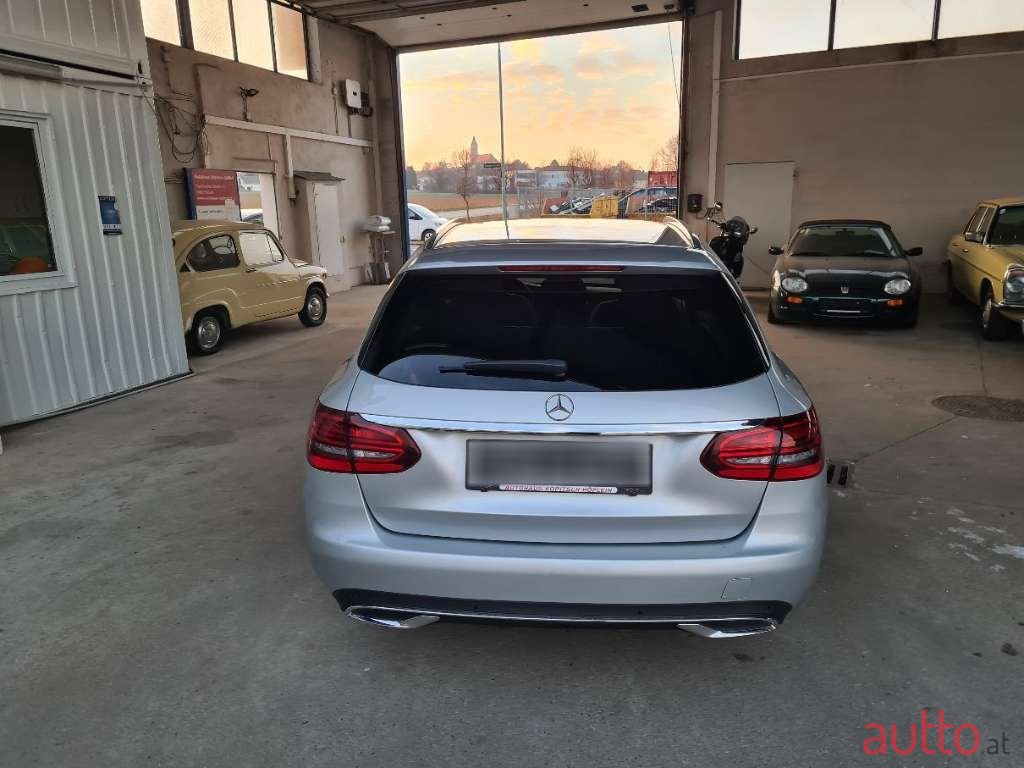 2020' Mercedes-Benz C-Klasse photo #6