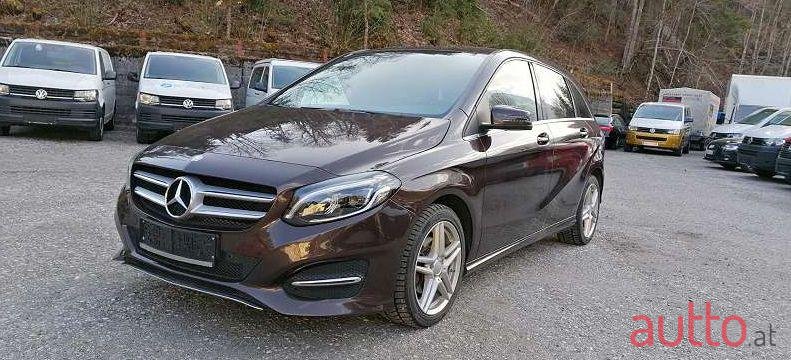 2015' Mercedes-Benz B-Klasse photo #1