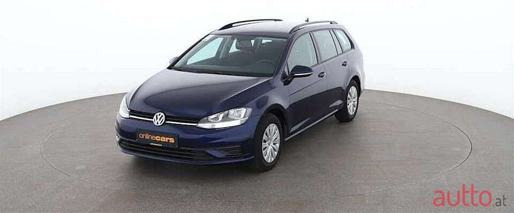 2019' Volkswagen Golf photo #1