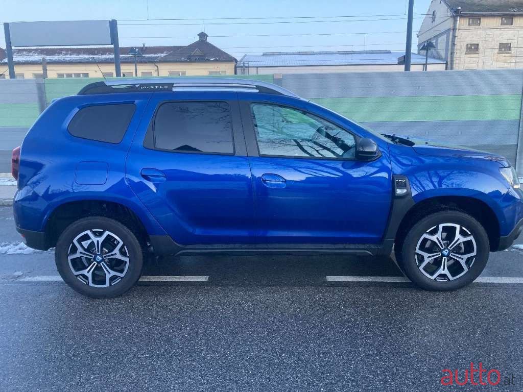 2020' Dacia Duster photo #4