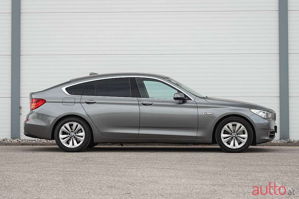 2010' BMW 5Er-Reihe photo #4