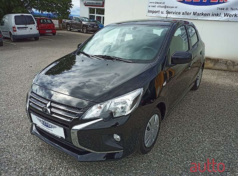 2021' Mitsubishi Space Star photo #1