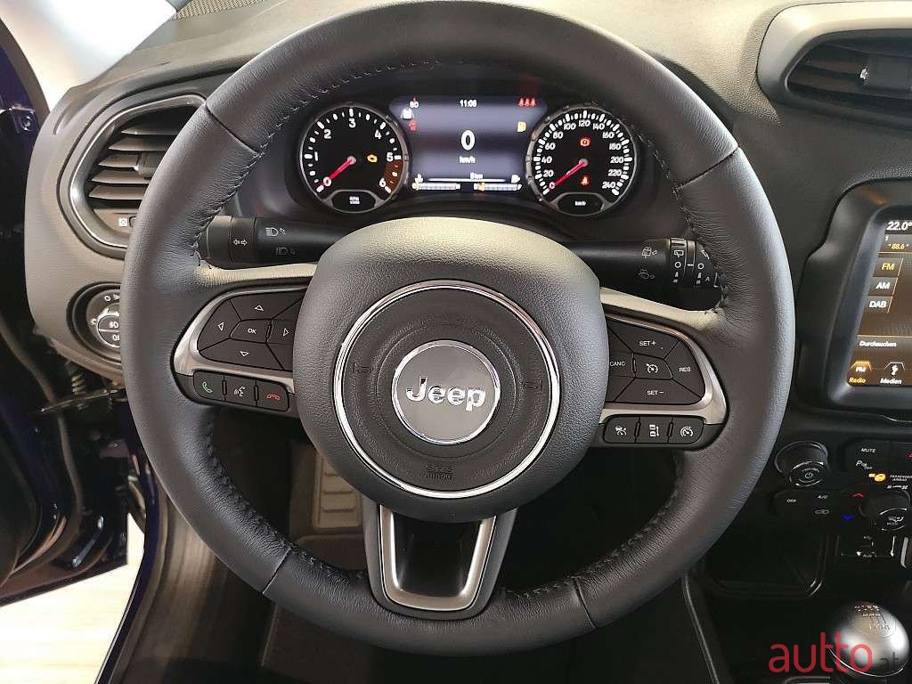 2019' Jeep Renegade photo #5