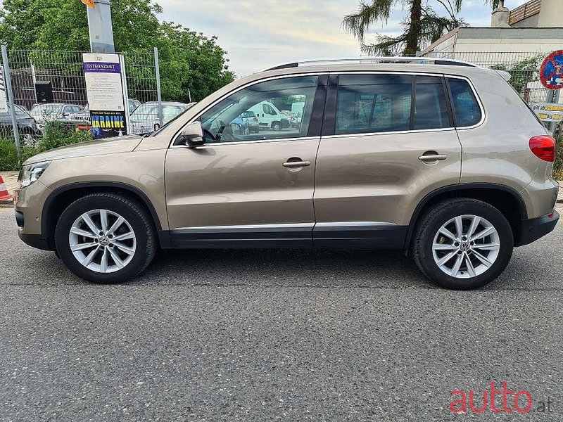 2014' Volkswagen Tiguan photo #2