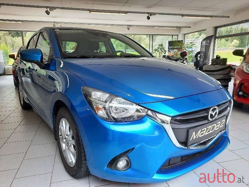 2015' Mazda Mazda2 photo #3