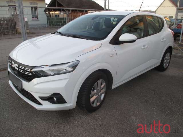 2023' Dacia Sandero photo #1