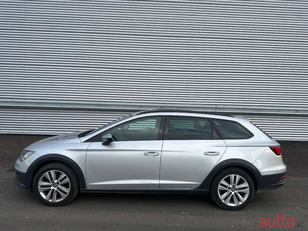 2016' SEAT Leon photo #5