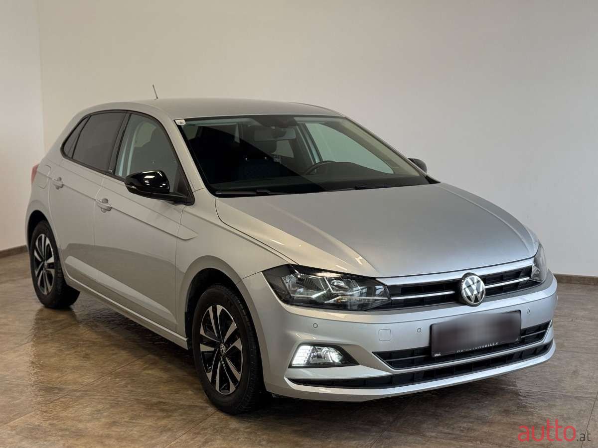 2019' Volkswagen Polo photo #1
